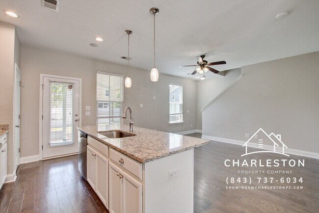 Building Photo - 135 Fulmar Pl
