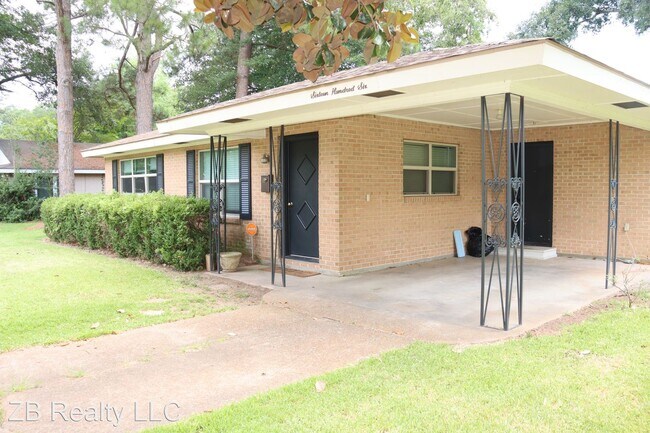 Building Photo - 3 br, 1.5 bath House - 1606 McNutt Drive