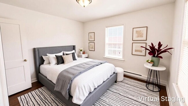 Building Photo - 2-Bed, 1- Bath Brick Home For Rent