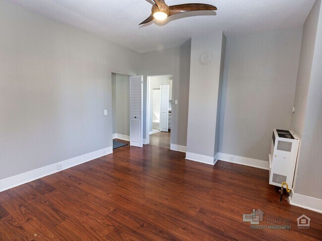 Building Photo - Charming 2-Bedroom Home with Private Yard in the Heart of St. Johns