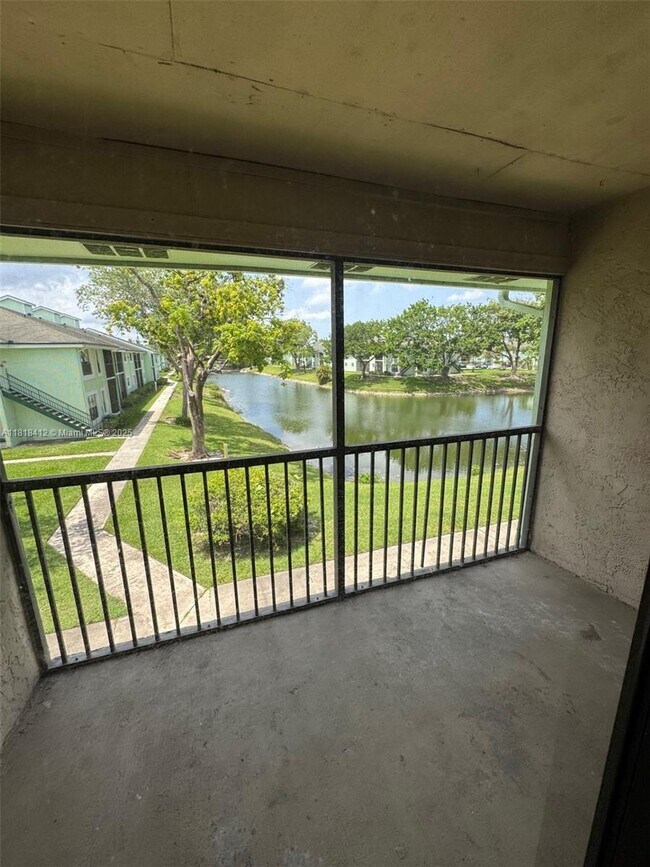 Building Photo - 8787 NW 39th St