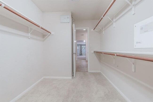 Building Photo - 9408 Castle Pines Dr