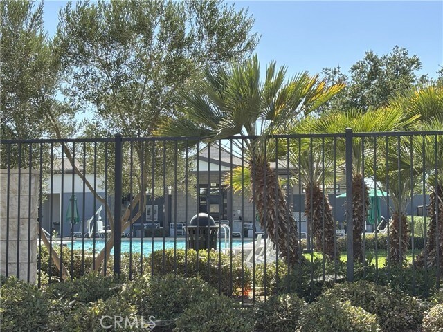 Building Photo - 2848 E Berry Loop Privado