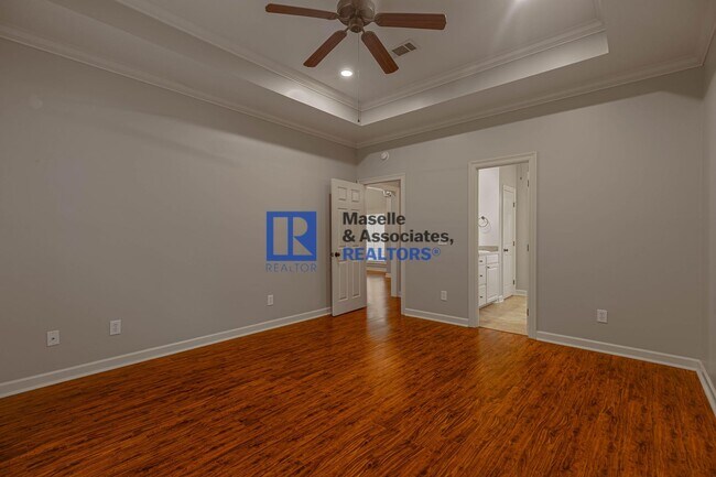 Building Photo - 3 Bed/2 Bath Home in Bruenburg in Clinton