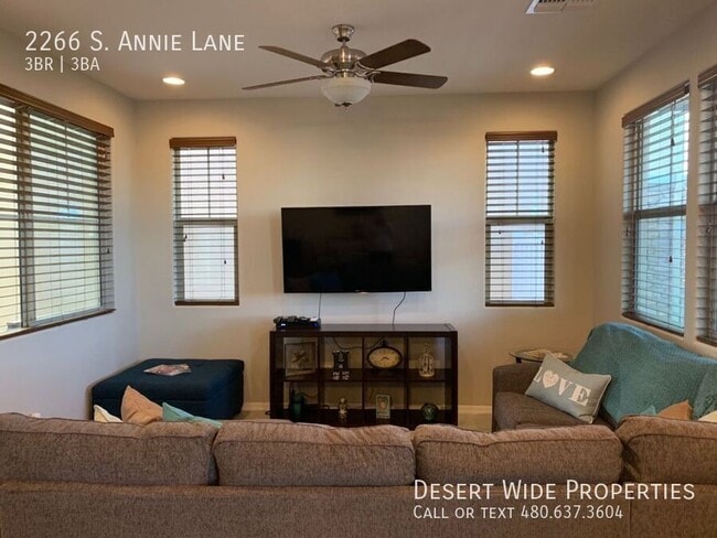 Building Photo - 2266 S Annie Ln