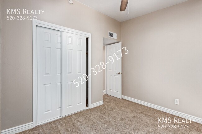 Building Photo - 858 W Virginia-