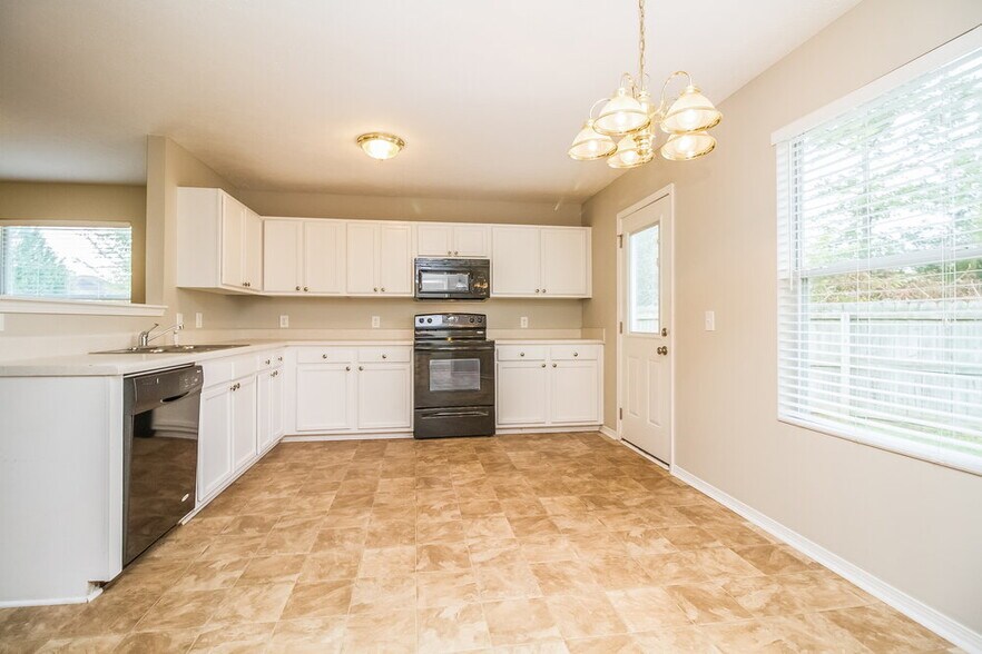 Building Photo - 805 Hammersmith Dr