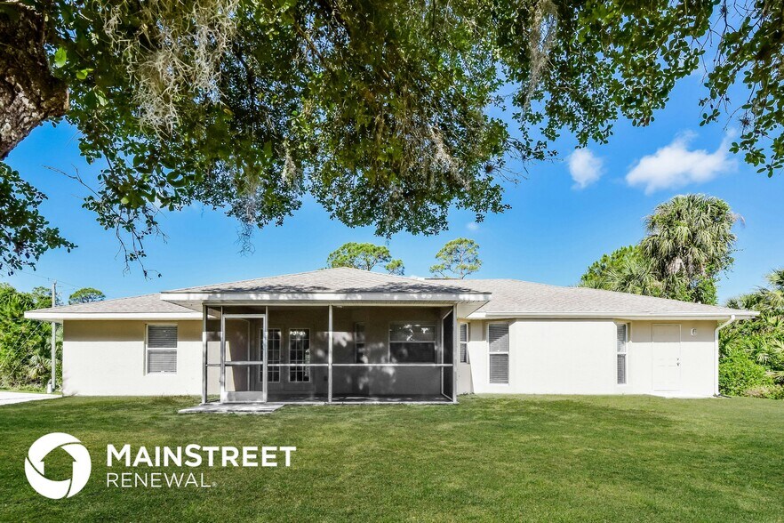 Building Photo - 2810 Beloit Terrace