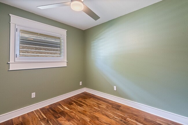 Building Photo - Beautiful 4 bedroom, 2.5 bathroom home in North Austin!!!
