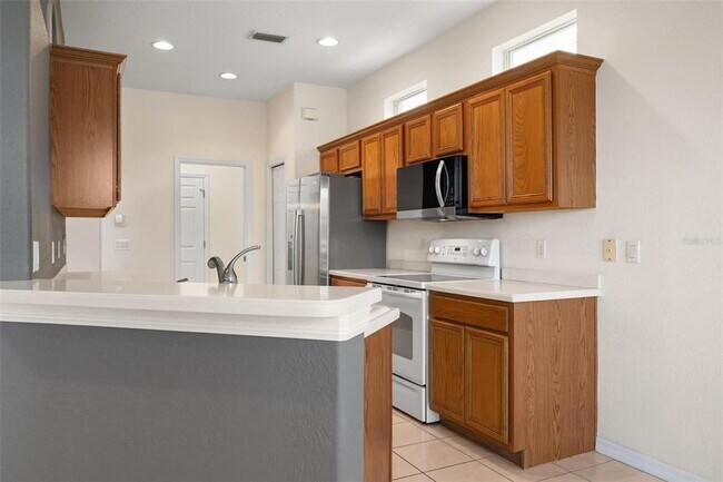 Building Photo - 3110 78th Ave E