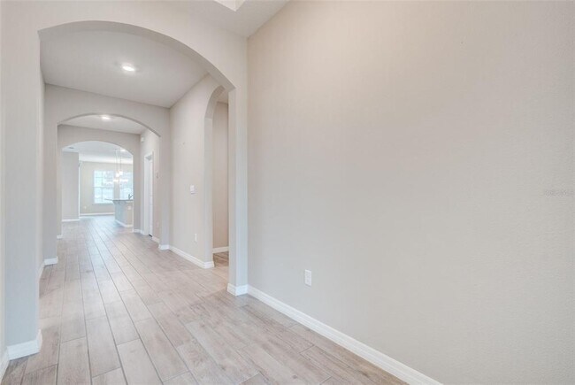 Building Photo - 413 Halter Dr