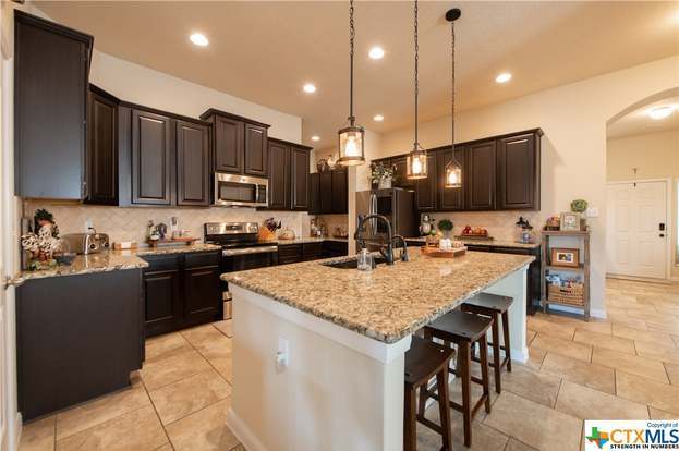 Building Photo - 5633 Briar Fld