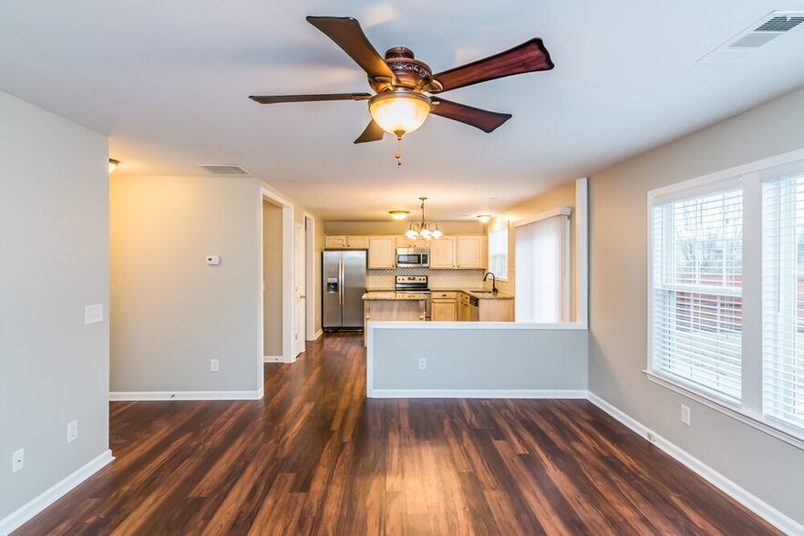 Building Photo - 1719 Eagle Trace Dr