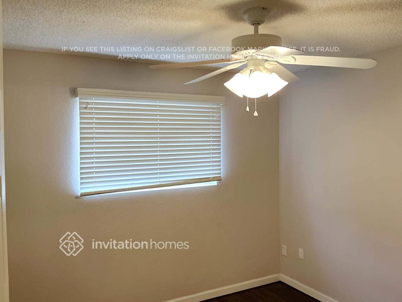 Building Photo - 4322 E Villa Maria Dr