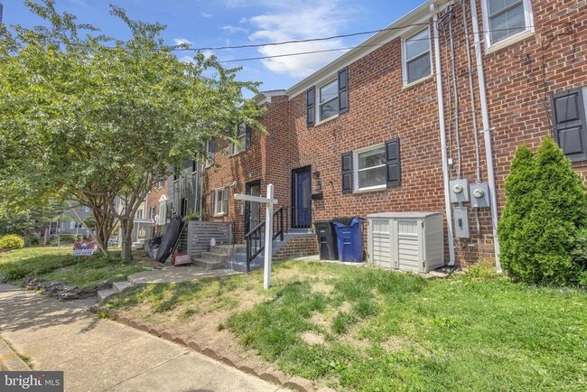 Building Photo - 46 Ancell St