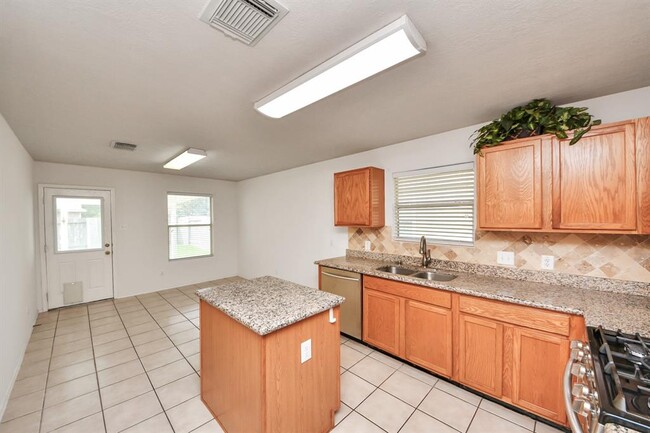 Building Photo - 1115 Juniper River Ct