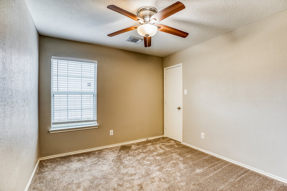 Building Photo - 20619 Tayman Oaks Dr