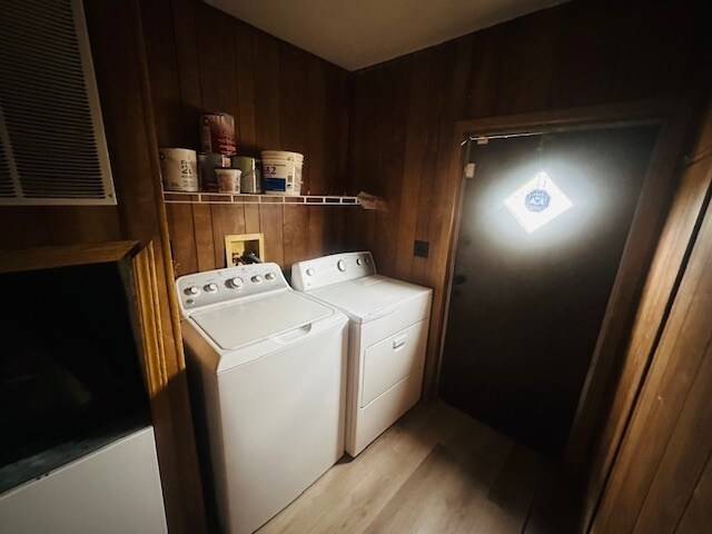 laundry area - 16163 Carole Dr