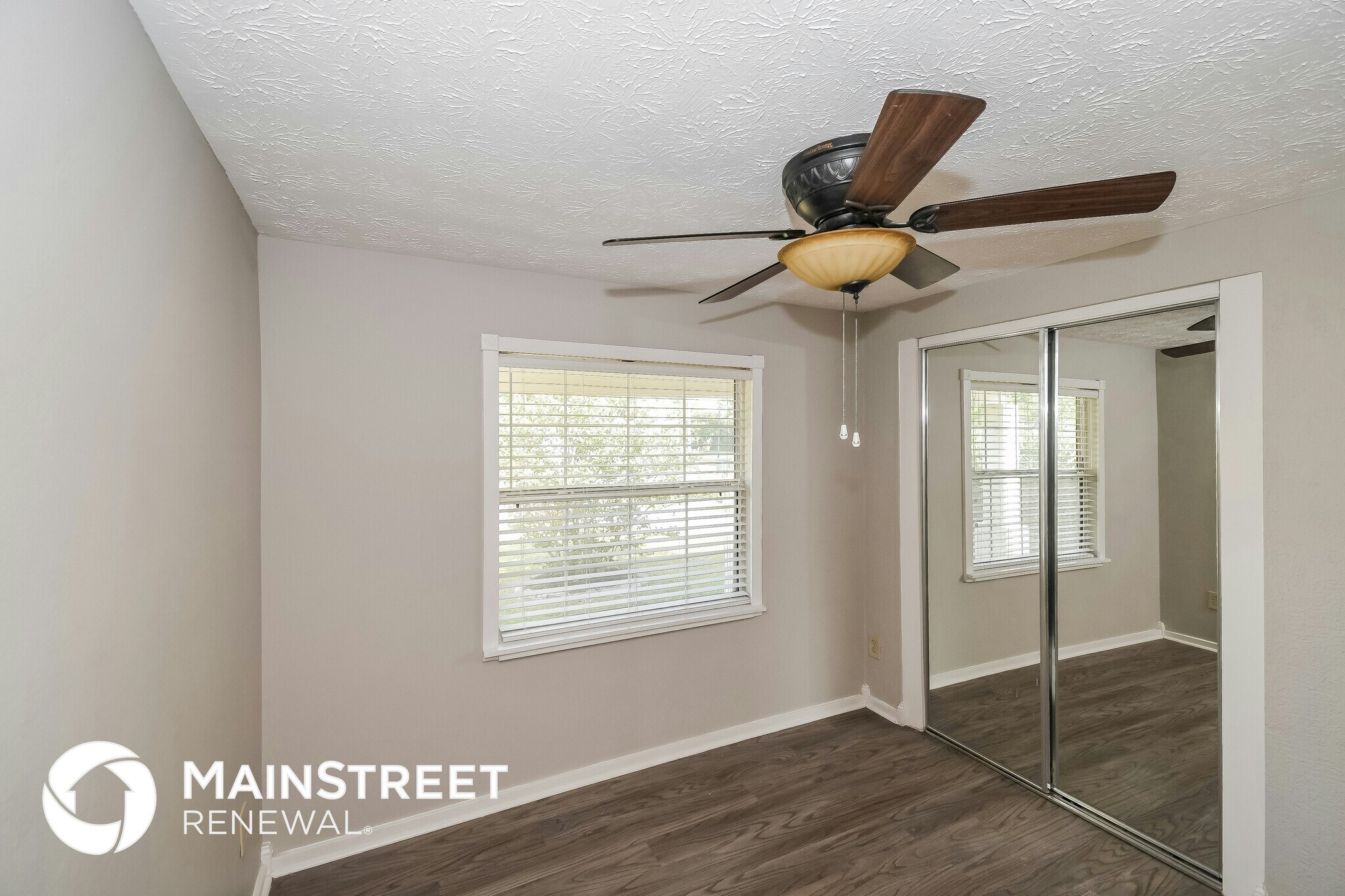 Building Photo - 2130 Liscard Rd W