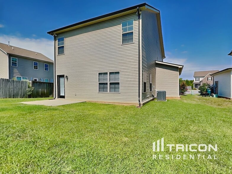 Building Photo - 602 Stevens Ct