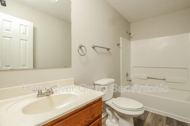 Building Photo - 12607 Avens Arbor