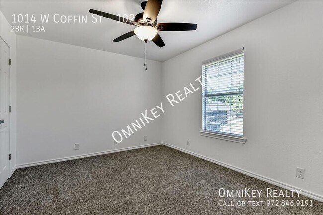 Building Photo - 1014 W Coffin St