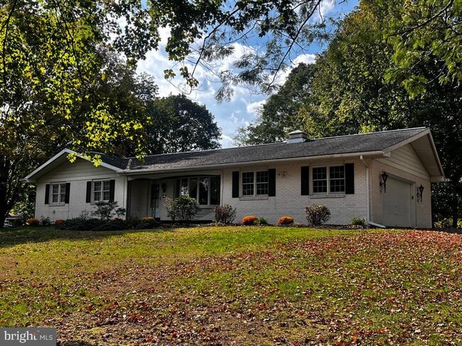 Primary Photo - 354 Fry Ave