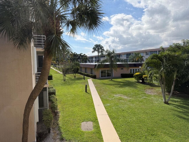 Building Photo - 4502 N Federal Hwy