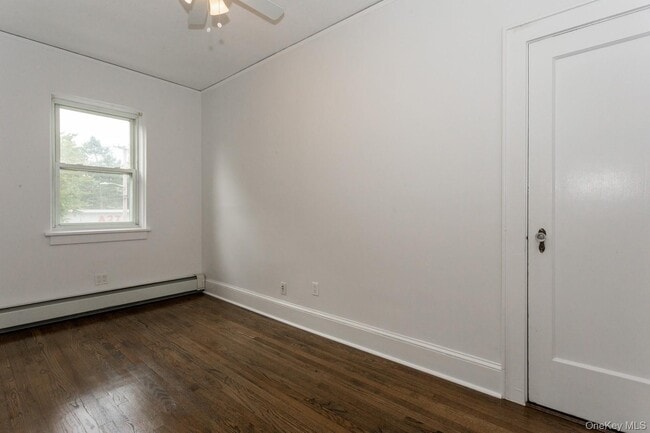 Building Photo - 43 New Hyde Park Rd