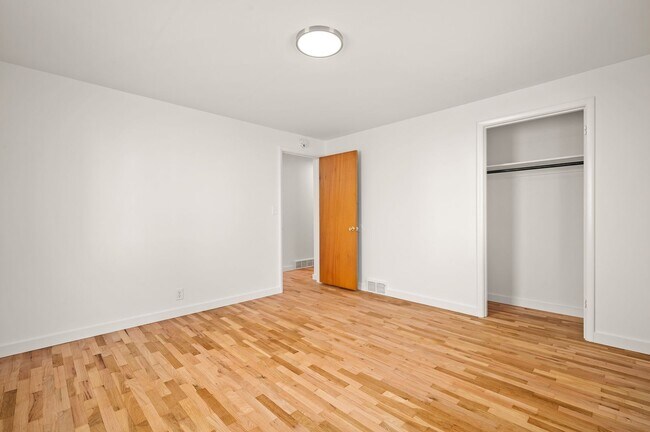 Building Photo - 4837 Fauntleroy Wy SW