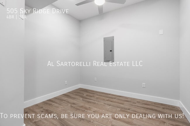 Building Photo - 505 Sky Ridge Dr