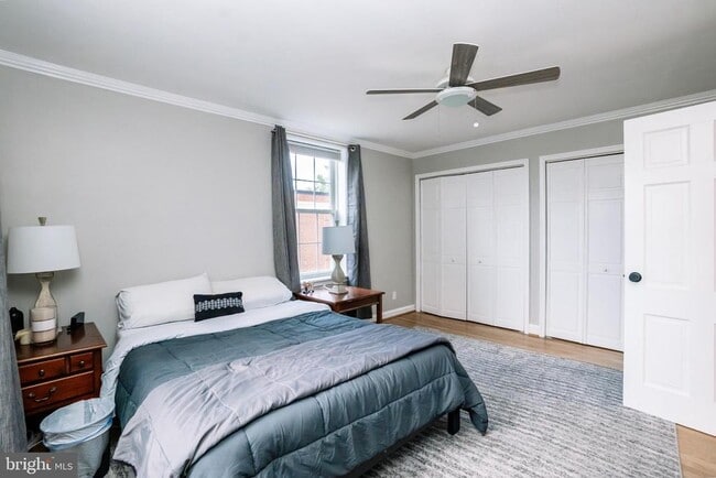 Building Photo - 26 S Old Glebe Rd