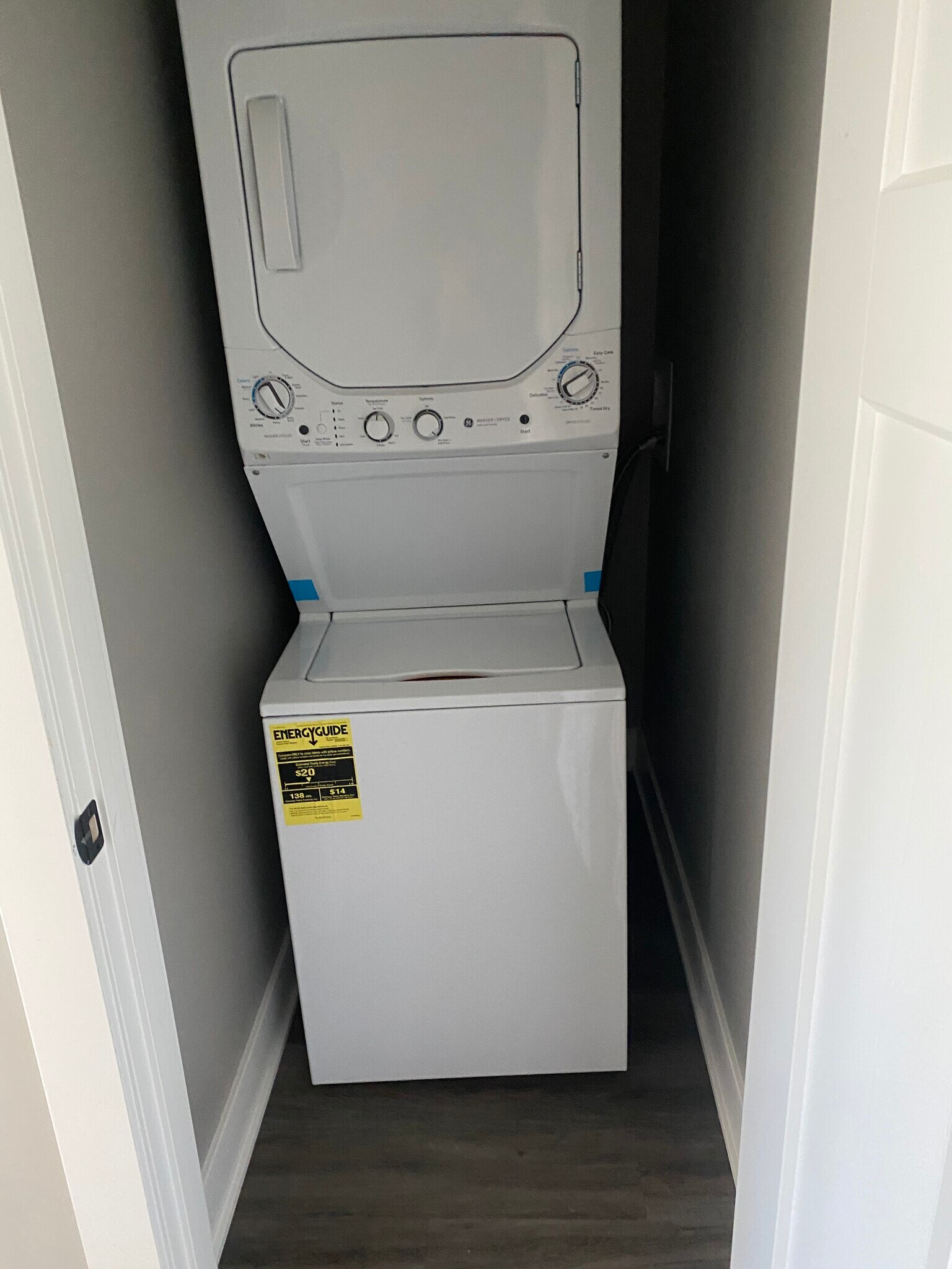 Building Photo - 2005 Franklin St