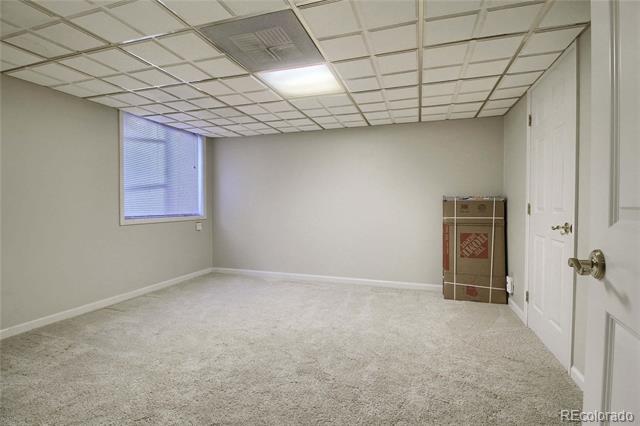 Building Photo - 5062 E Cherry Creek S Dr