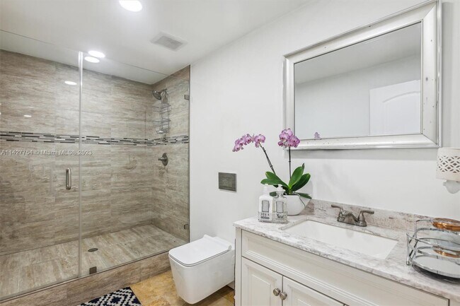 Building Photo - 6300 SW 144th St