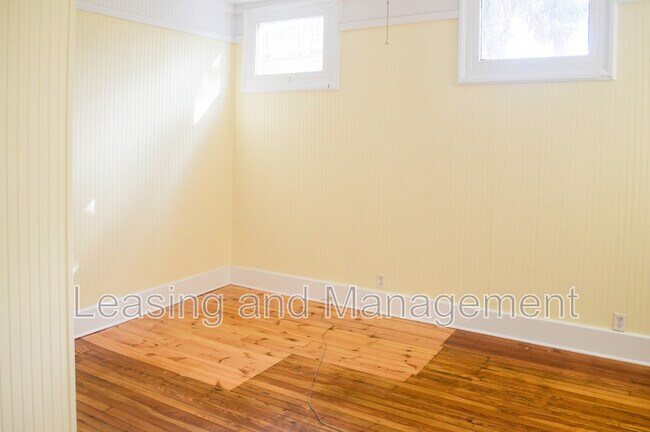 Building Photo - 123 Wentworth St