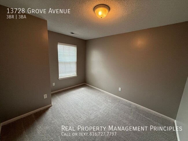 Building Photo - 13728 Grove Ave