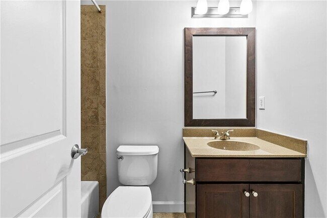 Building Photo - 7665 Ledgewood Way