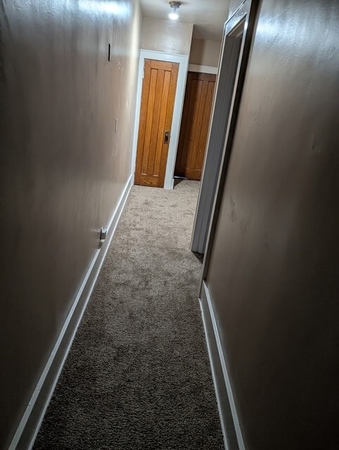 Building Photo - 615 Magee Ave