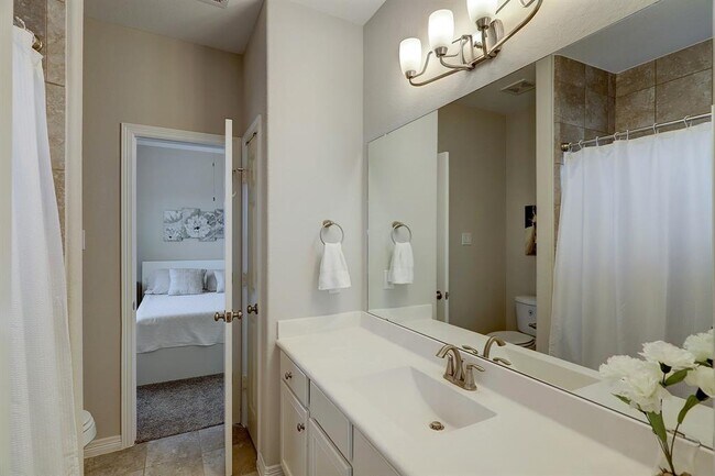 Building Photo - 10816 Brittmoore Oaks Pl