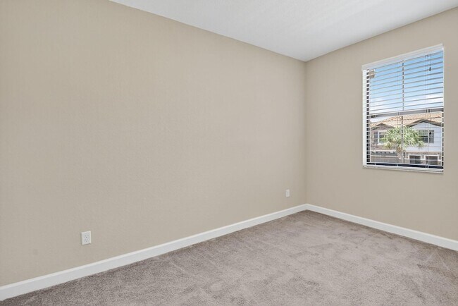 Building Photo - 12951 Anthorne Ln