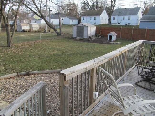 Building Photo - 655 36th St NE