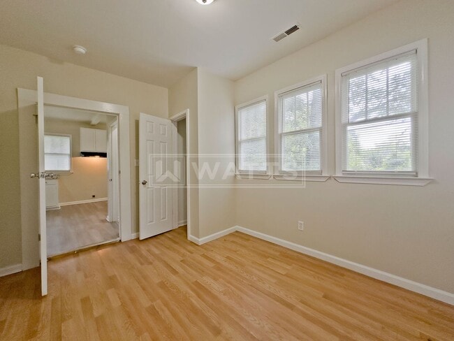 Building Photo - 134 69th Pl N