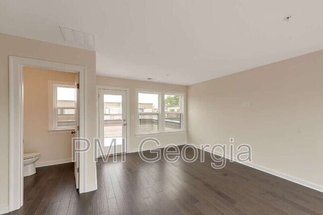 Building Photo - 1807 Brandsford St NW