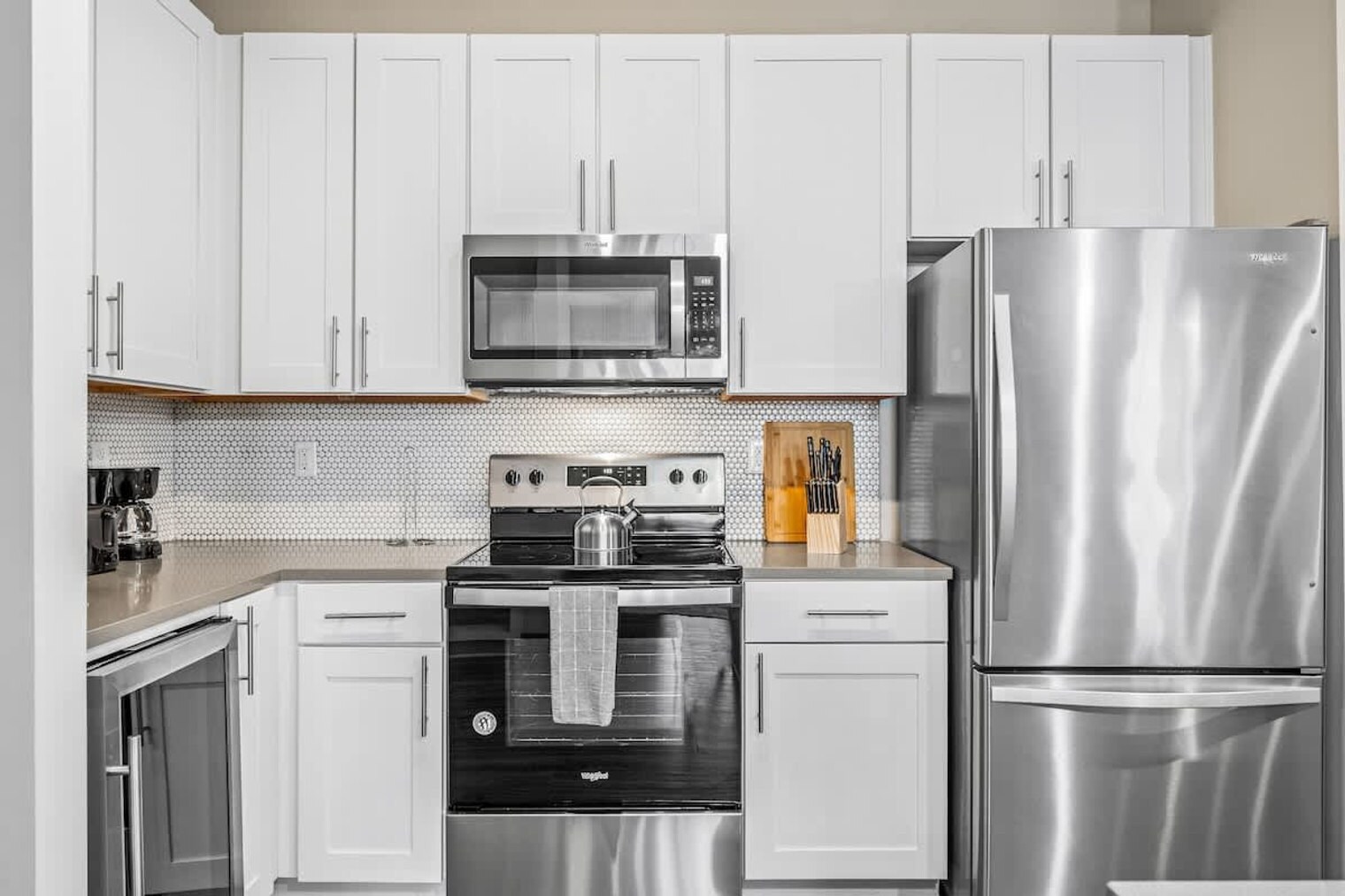 Building Photo - 9236 Vintage Hills Way