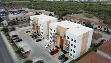 Building Photo - 502 Shiloh Dr