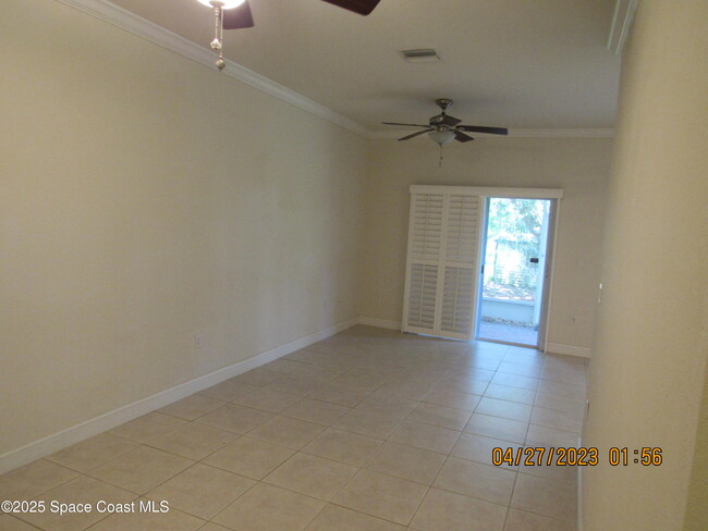 Building Photo - 302 King Neptune Ln