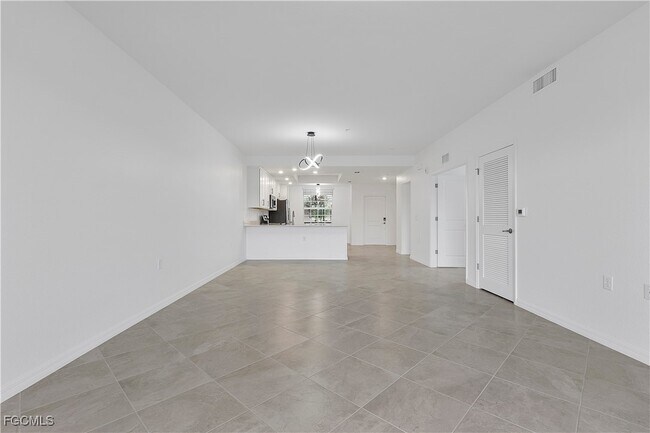 Building Photo - 15185 Bluffton Ln