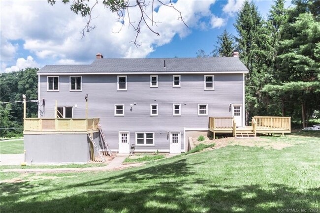 Building Photo - 6 Rham Rd