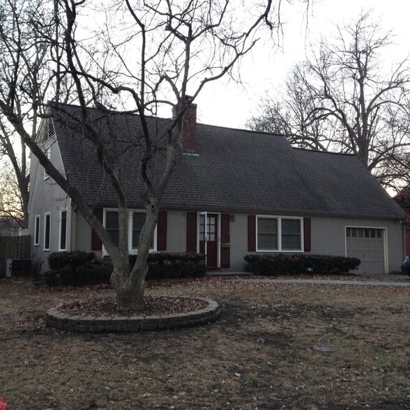 1 Car Garage with dual-wide driveway for off-street parking - 4515 West 72nd Terrace